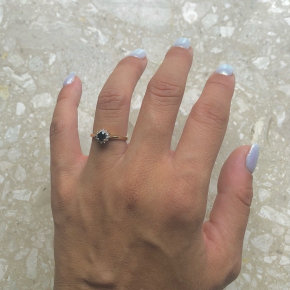 Sapphire Diamond Halo Vintage Yellow Gold Ring - Picture 2 of 11